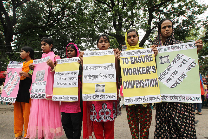 Young labors protesting, Dhaka, Bangladesh. (Shutterstock)