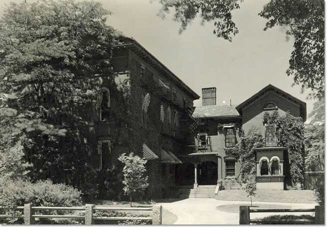 Lawrence Hall, Harvard University.