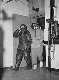 Demonstration of flight suit and cold weather gear at Harvard Fatigue Lab, Morgan Hall, 1943. HBS Archives Photograph Collection, HBS Archives, Baker Library, Harvard Business School. olvwork375067