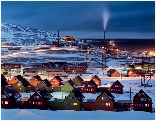 Longyearbyen Overview, 2006